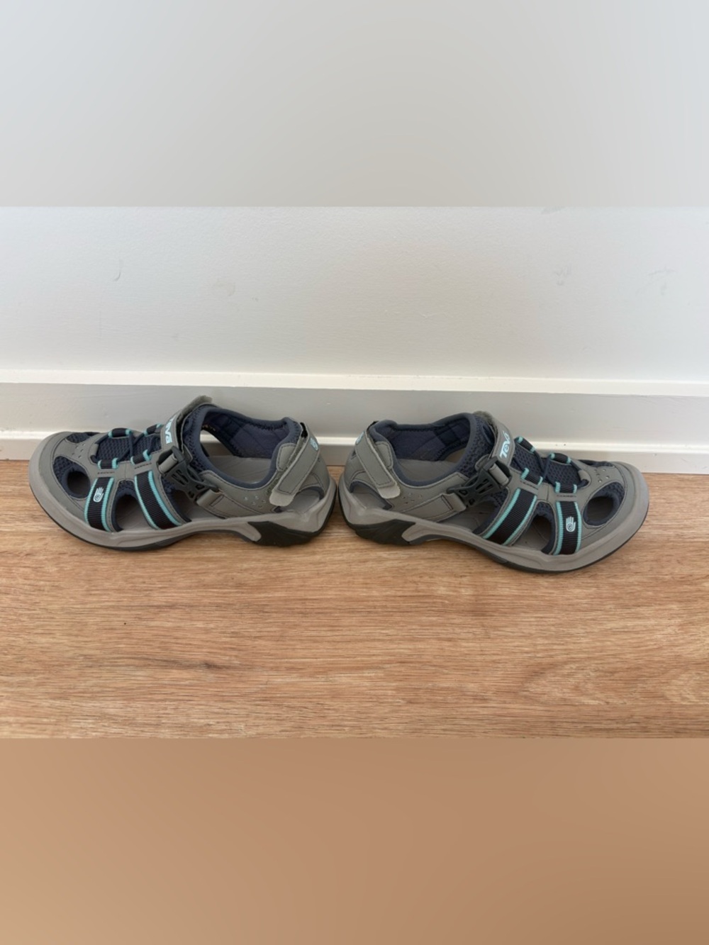 Teva Women Blue Gray Hiking Water Sport Closed Toe Gorpcore Outdoor Sandals - 9 - Picture 3 of 11